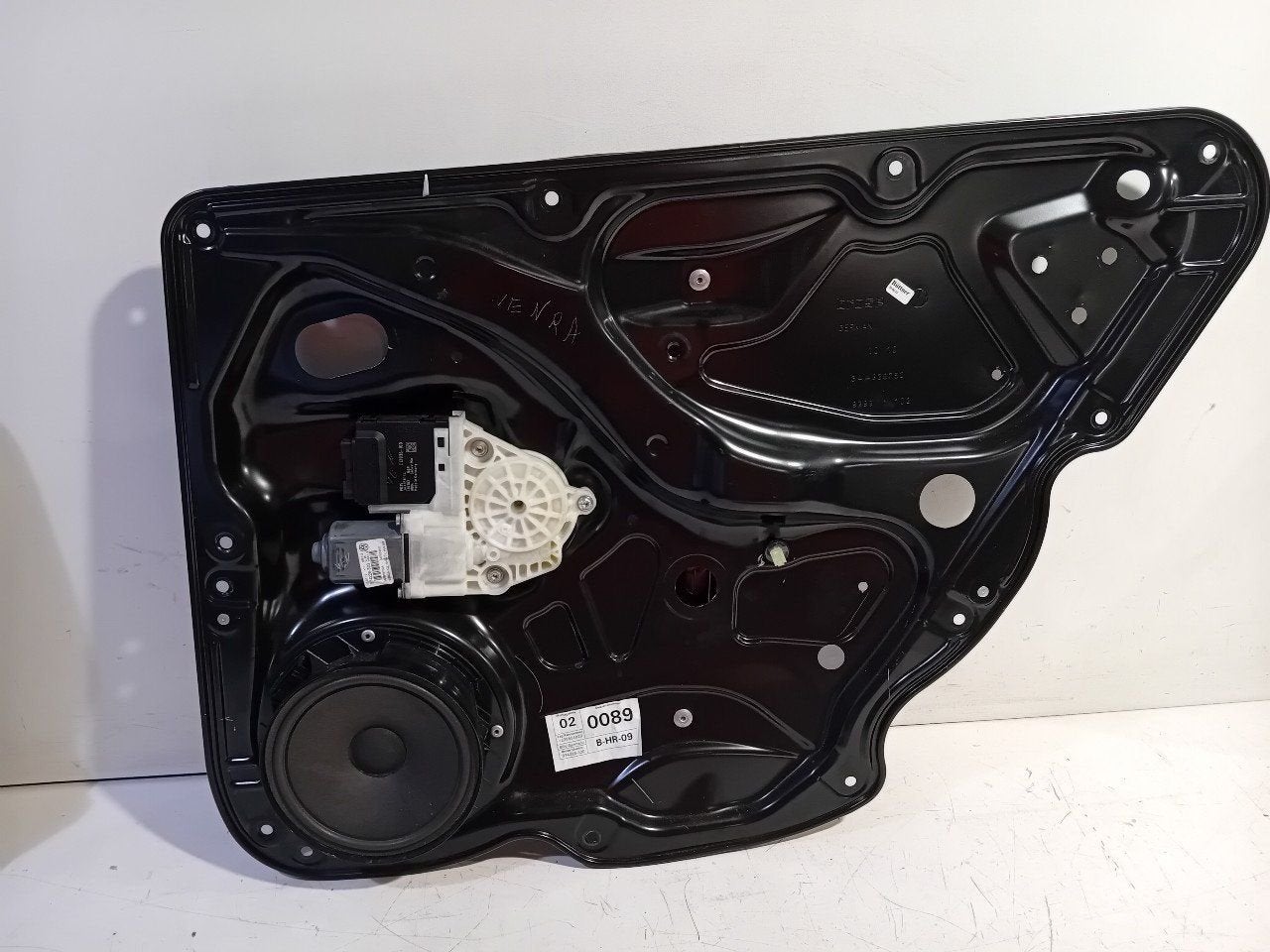 Raammechaniek elektrisch rechts achter Volkswagen Passat, Onderdelen@venauto.nl, Van der Ven Autorecycling B.V., Gebruikt, Ettenseweg 76, 4706 PB Roosendaal, The Netherlands