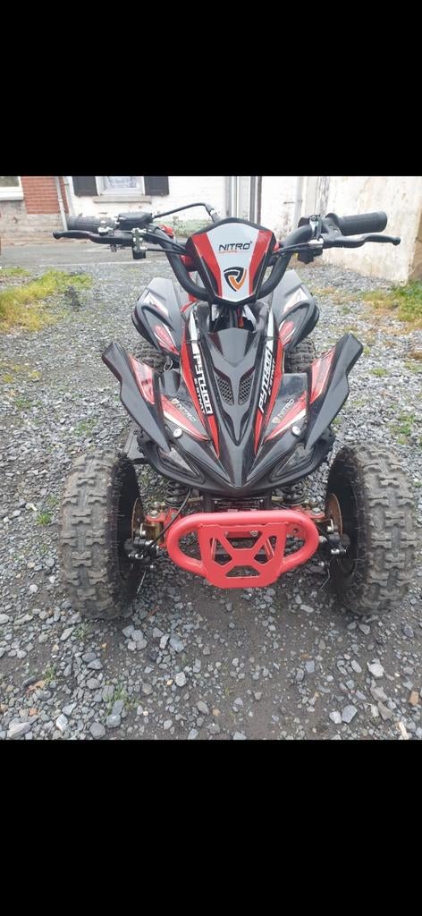 Quad nitro 2temps etat neuf 250€ a discuter, Fietsen en Brommers, Minibikes, Midibikes en Pitbikes, Ophalen of Verzenden