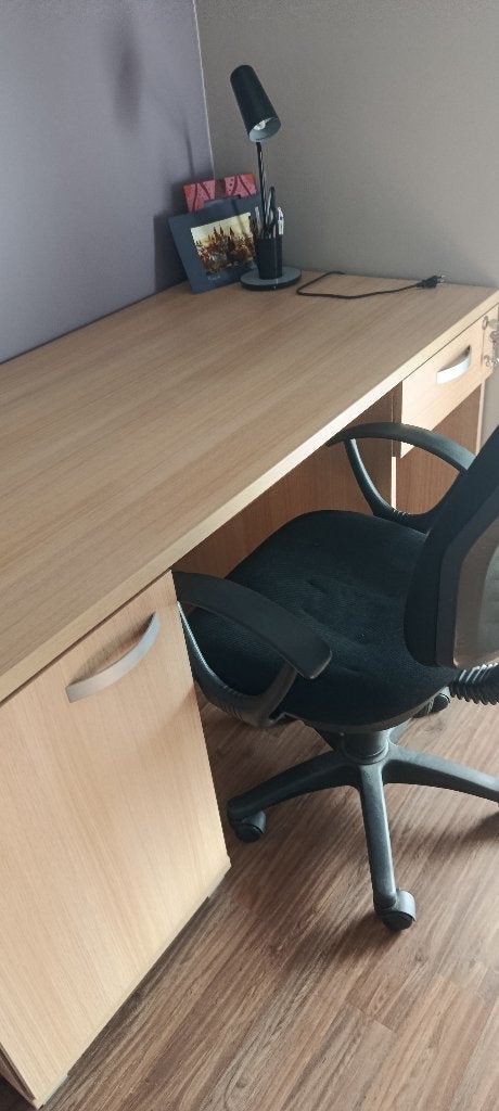 Bureau  et chaise de bureau, Autres marques, Enlèvement, Démontable, Utilisé
