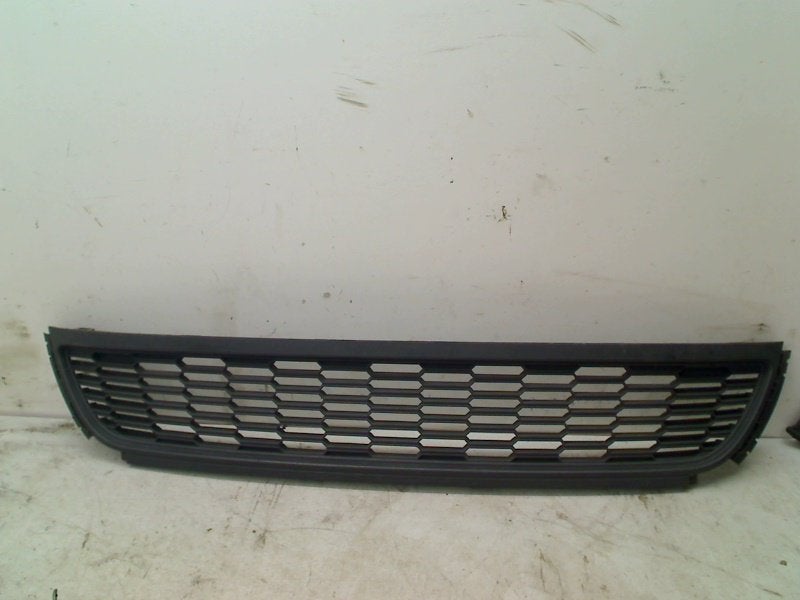 CALANDRE Volkswagen Polo V (6R) (6r0853677a), Volkswagen, Volkswagen AG, Utilisé, Kundenbetreuung@volkswagen.de