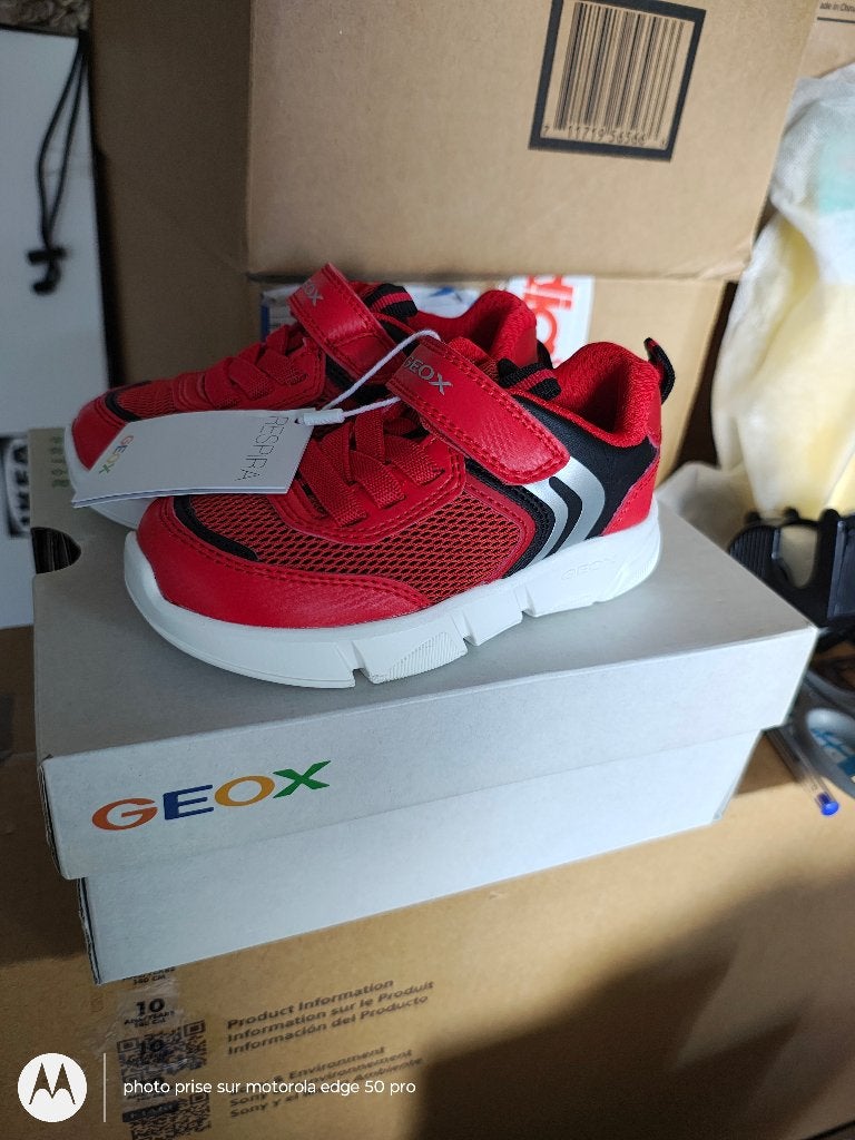 Baskets enfant Geox T 24 neufs, Enlèvement ou Envoi, Neuf