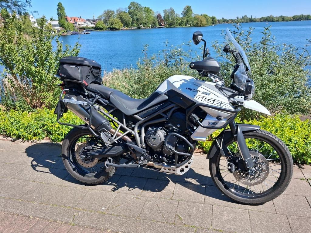 Triumph Tiger 800 XCX 2019 org. allu.koffers, Motoren, Particulier, Gebruikt, Cruise Control