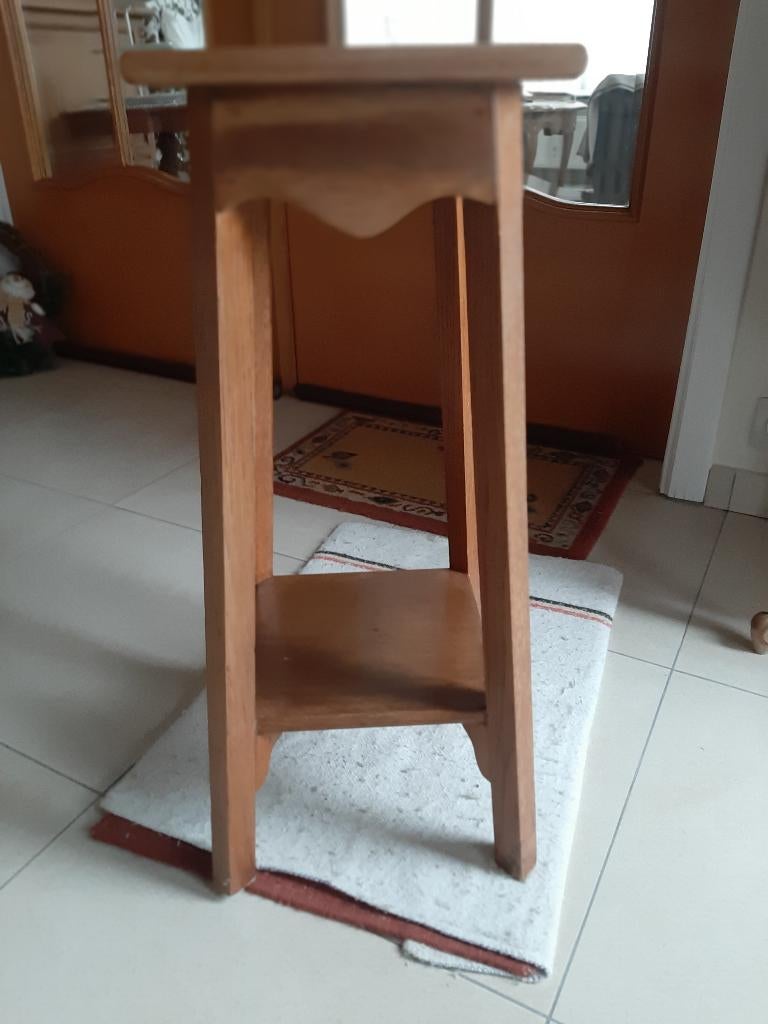 kleine eiken piedestal, Ophalen