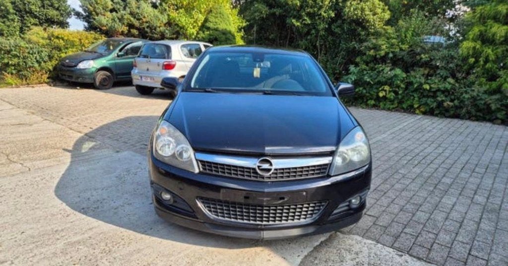 Opel Astra GTC — 1.9 Diesel Bj 2009 186 000 km Prêt à rouler, Achat, Entreprise, Boîte manuelle, 145 g/km