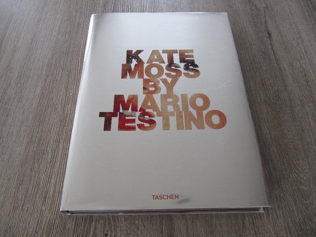 TASCHEN Kate Moss by Mario Testino Edition of 1500, Boeken, Fotografie algemeen, Taschen, Ophalen, Gelezen
