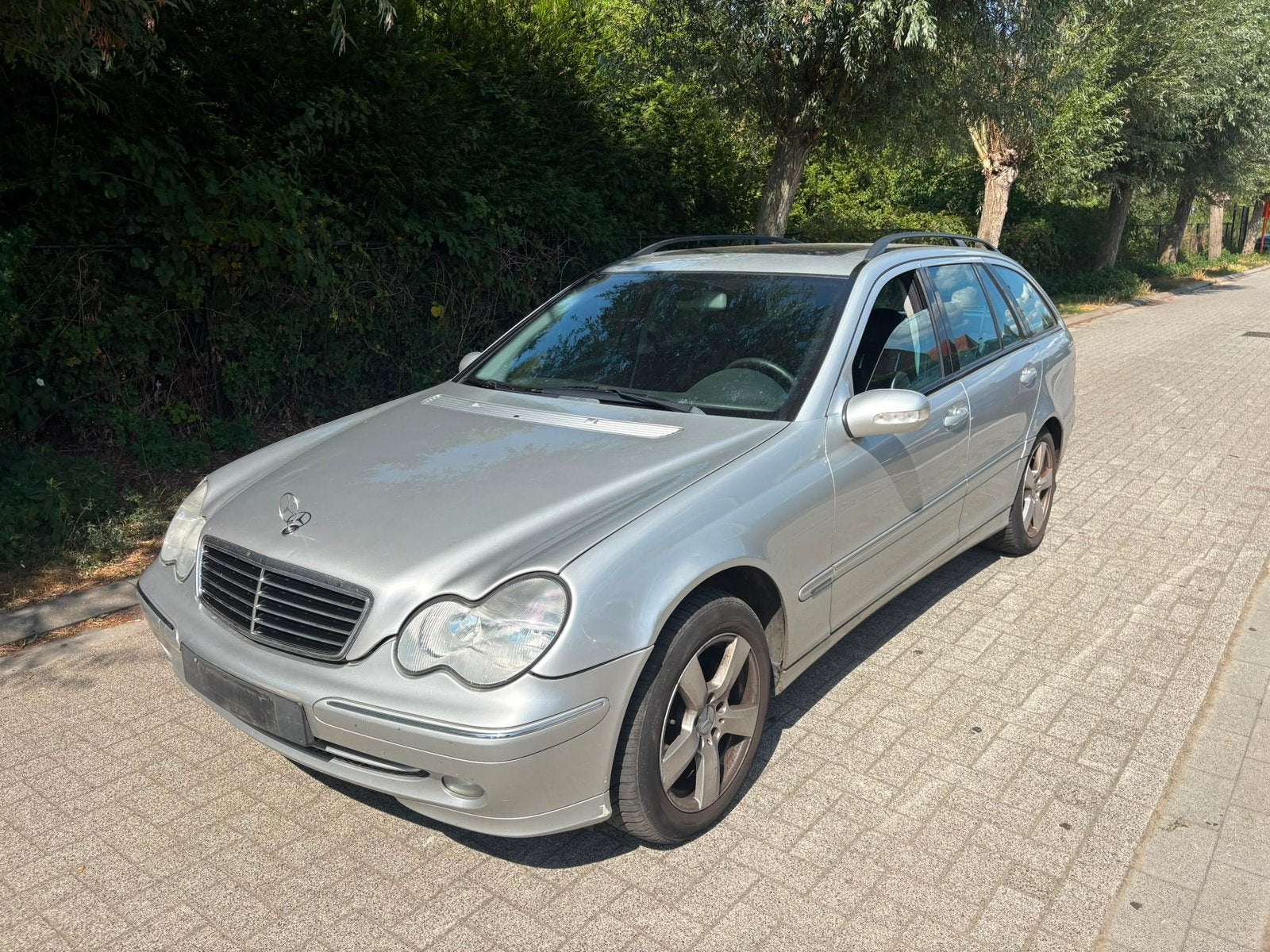 Mercedes c200 benzine 2002 200,000  export of handelaar, Auto's, Bedrijf, Benzine, Te koop