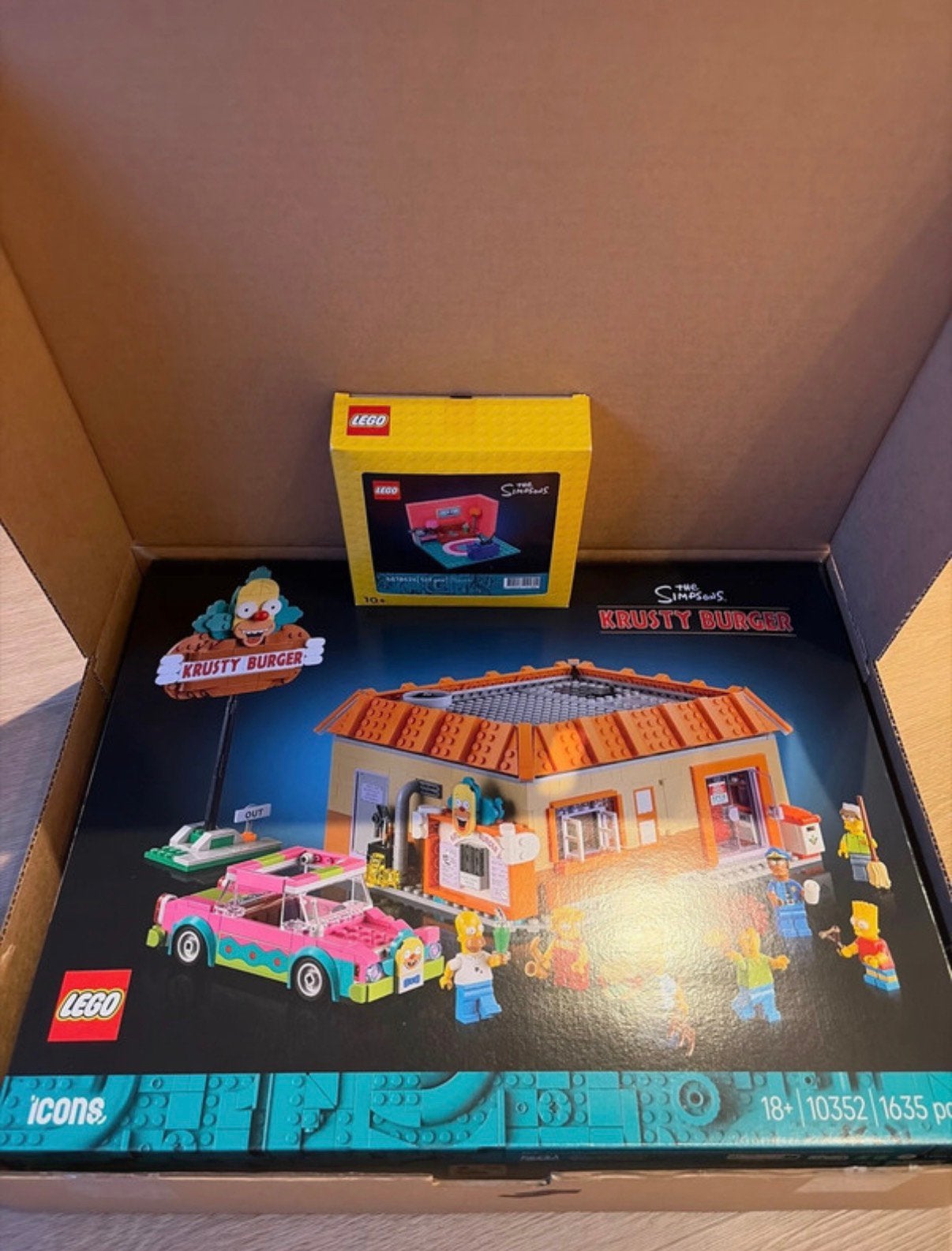 Lego Simpsons Krusty Burger 10352 + living, Ongeopend/sealed, Lego, Nieuw, Ophalen of Verzenden