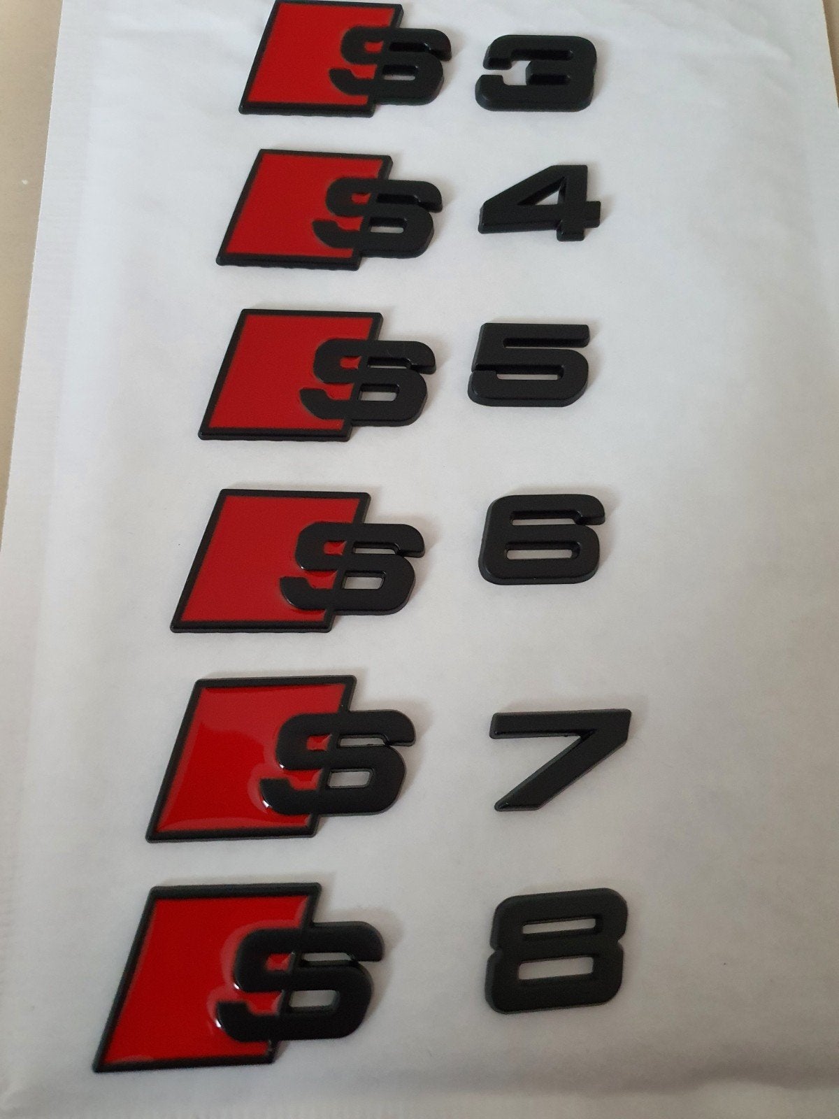 Audi s3 s4 s5 s6 s7 s8  zwarte koffer logo, Auto diversen, Autostickers, Ophalen of Verzenden