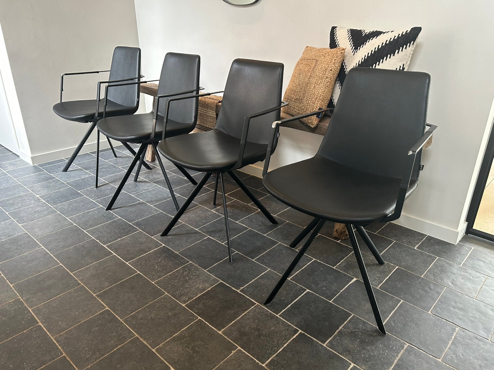Lederen Armstoel Joli Rafael, Huis en Inrichting, Ophalen, Gebruikt