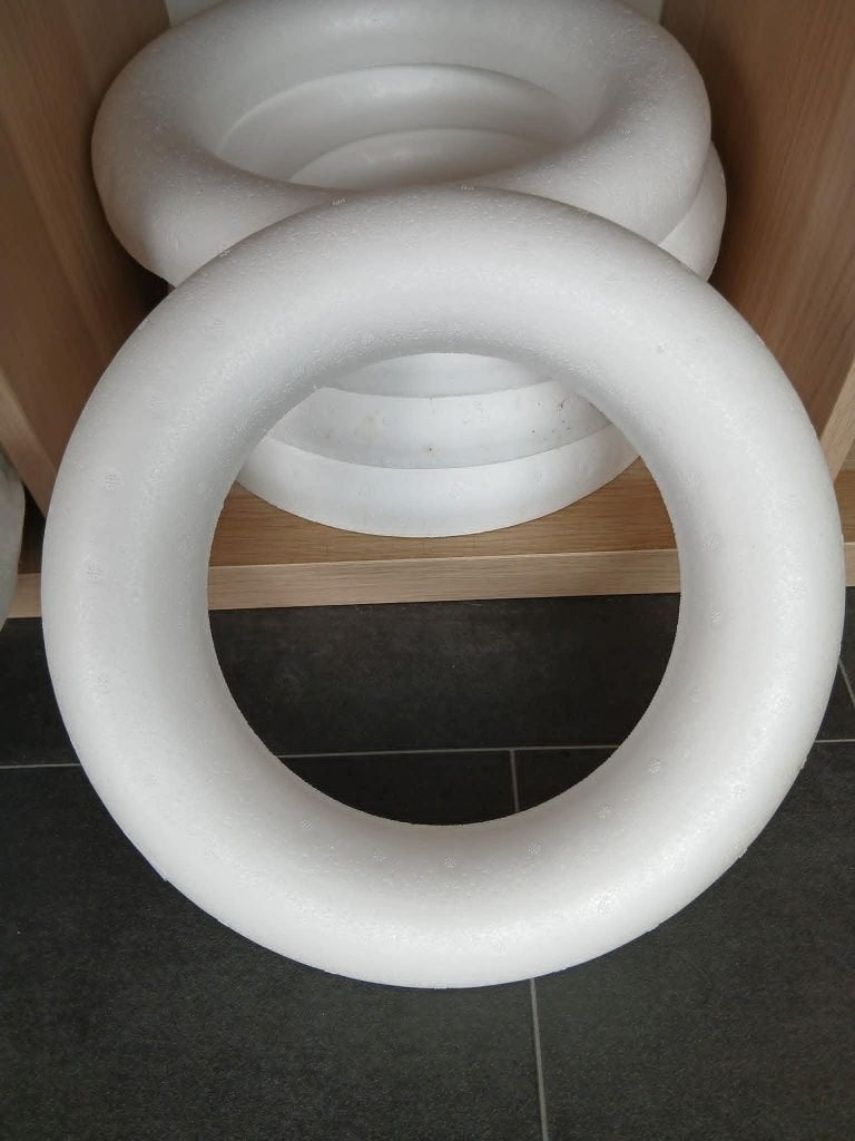 isomo ring 30 cm, Hobby en Vrije tijd, Geschikt voor snijden, Overige thema's, Nieuw, Ophalen of Verzenden