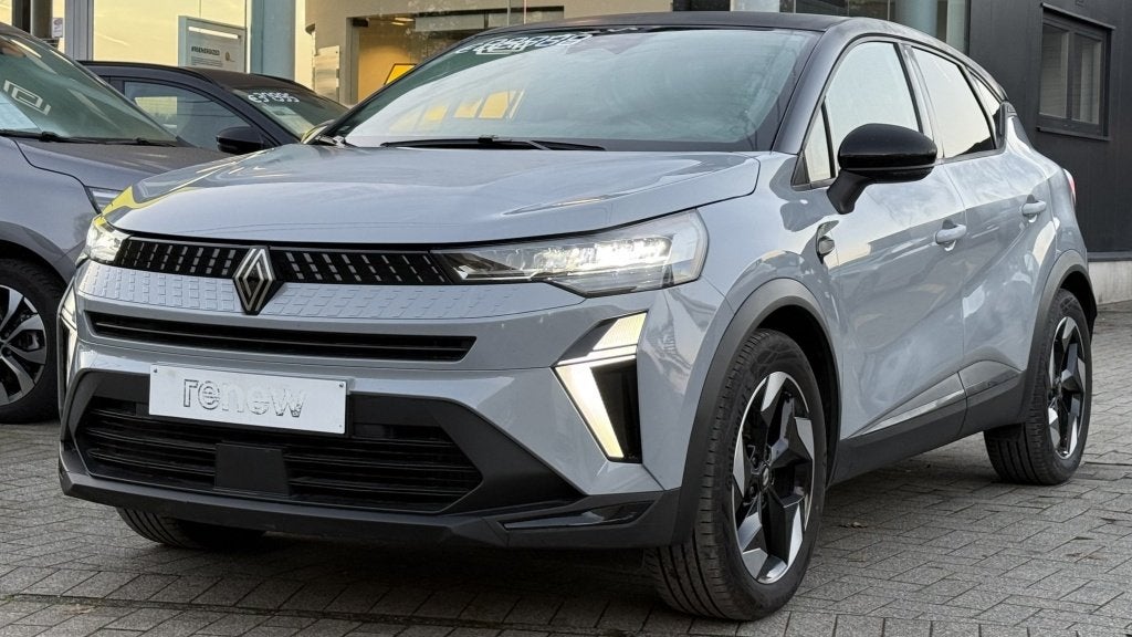 Renault Captur II Techno Tce 90 (bj 2025), Auto's, Renault, Gebruikt, 91 pk, Inductieladen voor smartphones, 67 kW