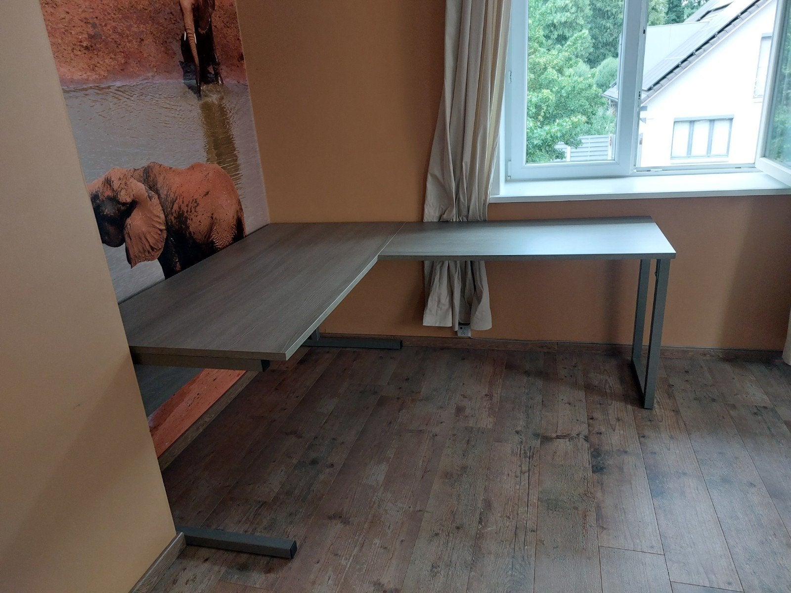 Mooie en praktische hoekbureau in perfecte staat, Huis en Inrichting, Bureaus, Ophalen, Hoekbureau
