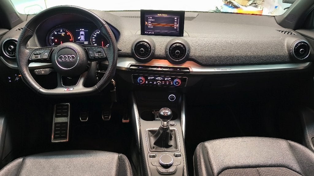 Audi Q2 S-Line 1.6 TDI (2017) Voir description, Autos, Argent ou Gris, Cruise Control, Boîte manuelle, Entretenue par le concessionnaire