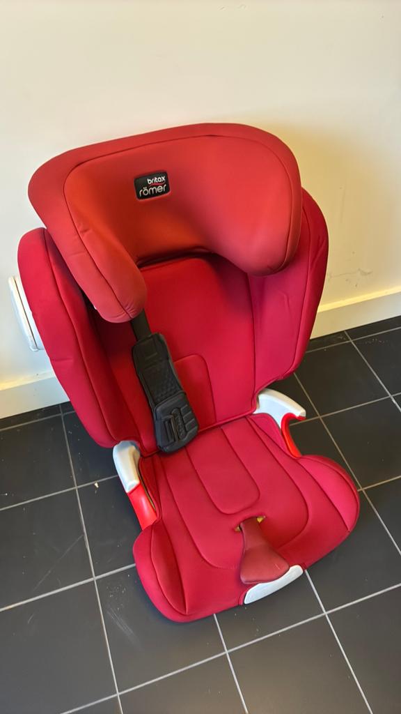 Siege auto enfant Britax Romer kidfix2 XP, Enfants & Bébés, Sièges auto, Romer, 15 à 36 kg, Enlèvement, Utilisé