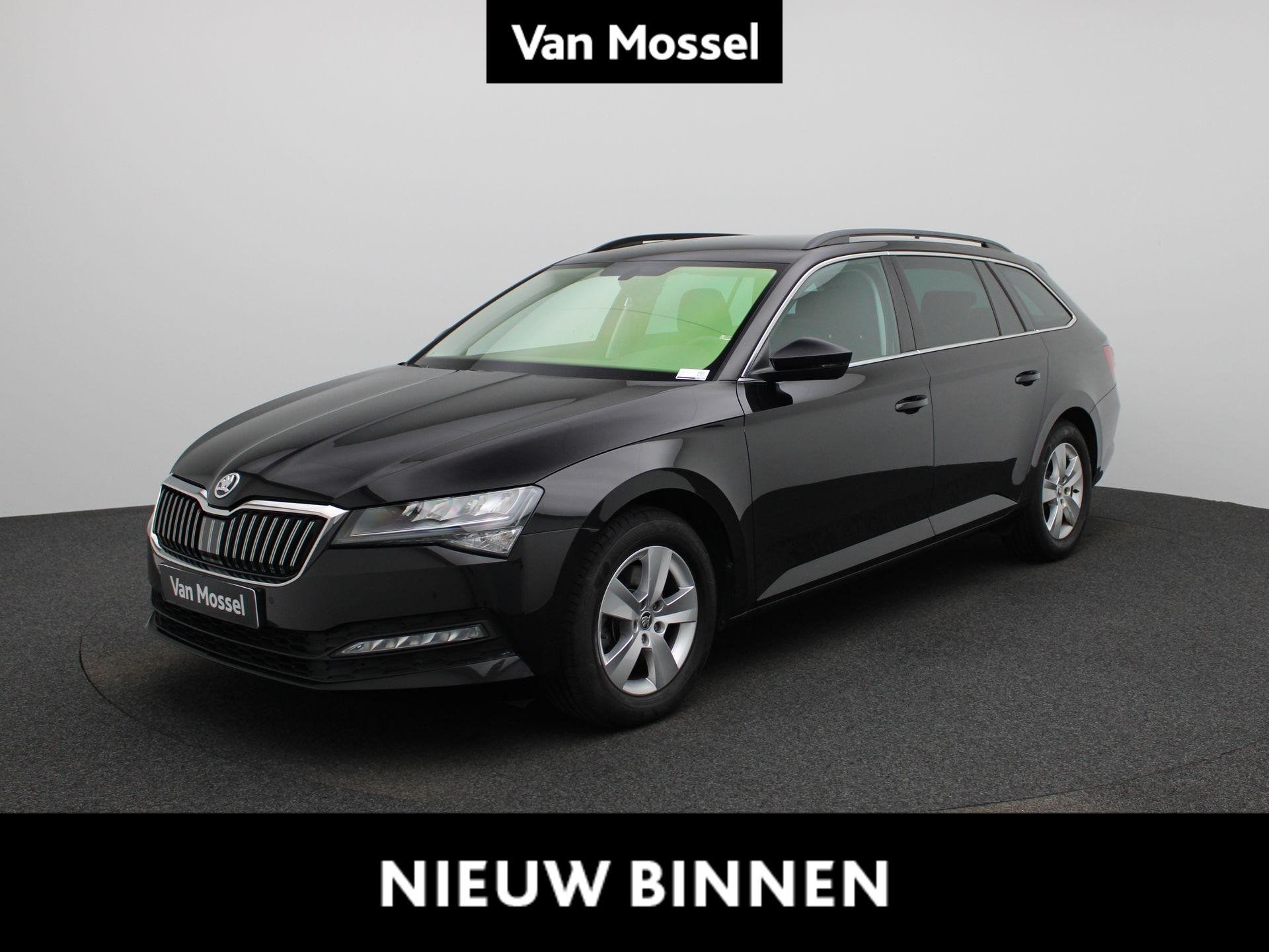 Skoda Superb Combi 1.5 TSI ACT 110kW DSG7 Clever, Autos, 144 g/km, Entreprise, Noir, Automatique
