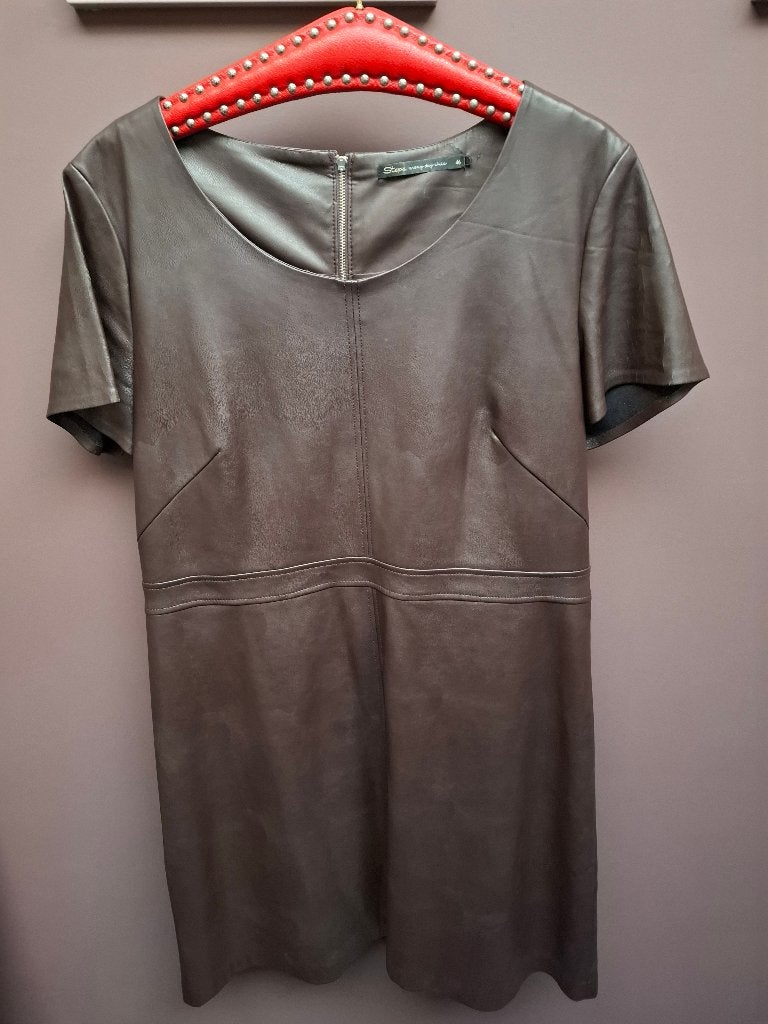 lederen jurk, Kleding | Dames, Bruin, Maat 46/48 (XL) of groter, Ophalen of Verzenden, Knielengte