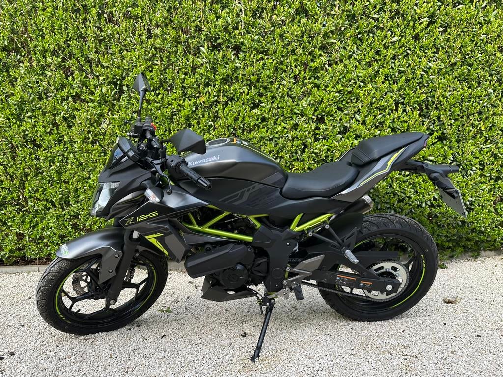 Kawasaki Z125, Jusqu'à 11 kW, Permis Moto A1 minimum, Particulier, 1 cylindre