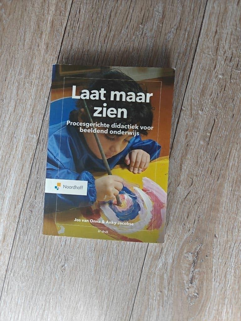 Laat maar zien - beeldend onderwijs -6e druk, Ophalen of Verzenden, Zo goed als nieuw, Noordhoff Uitgevers