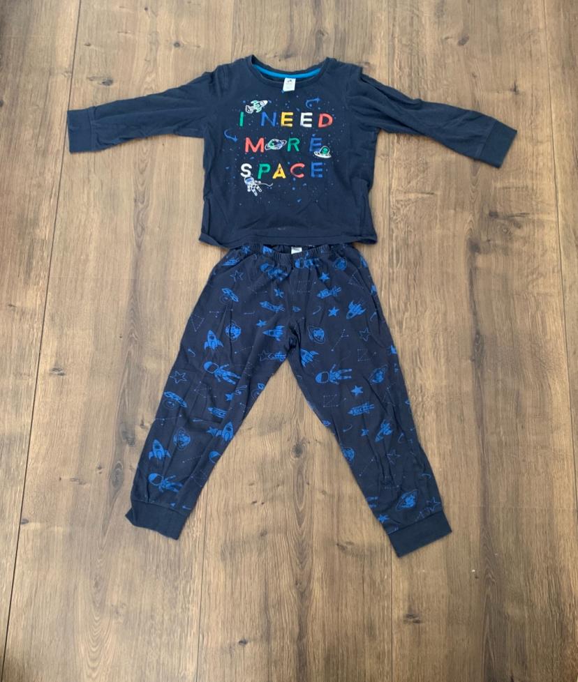 Jongenspyjama 122, Kinderen en Baby's, Kinderkleding | Maat 122, Ophalen, Gebruikt, Jongen, Overige typen