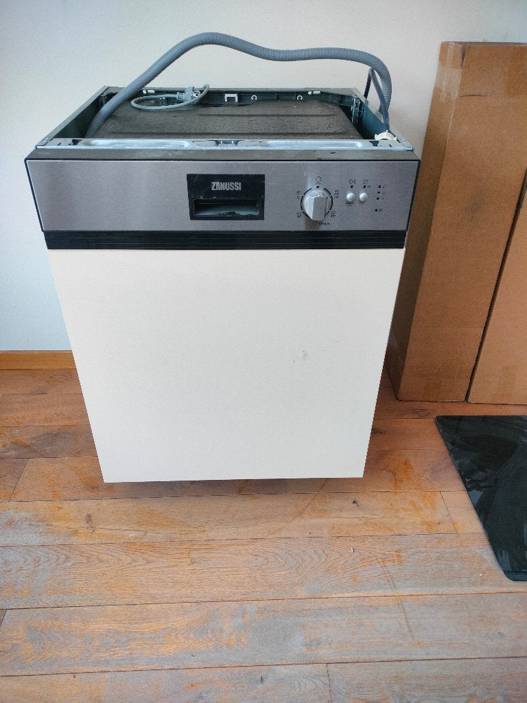 Zanussi vaatwas, Ophalen, Gebruikt, Eco programma, 60 cm of meer