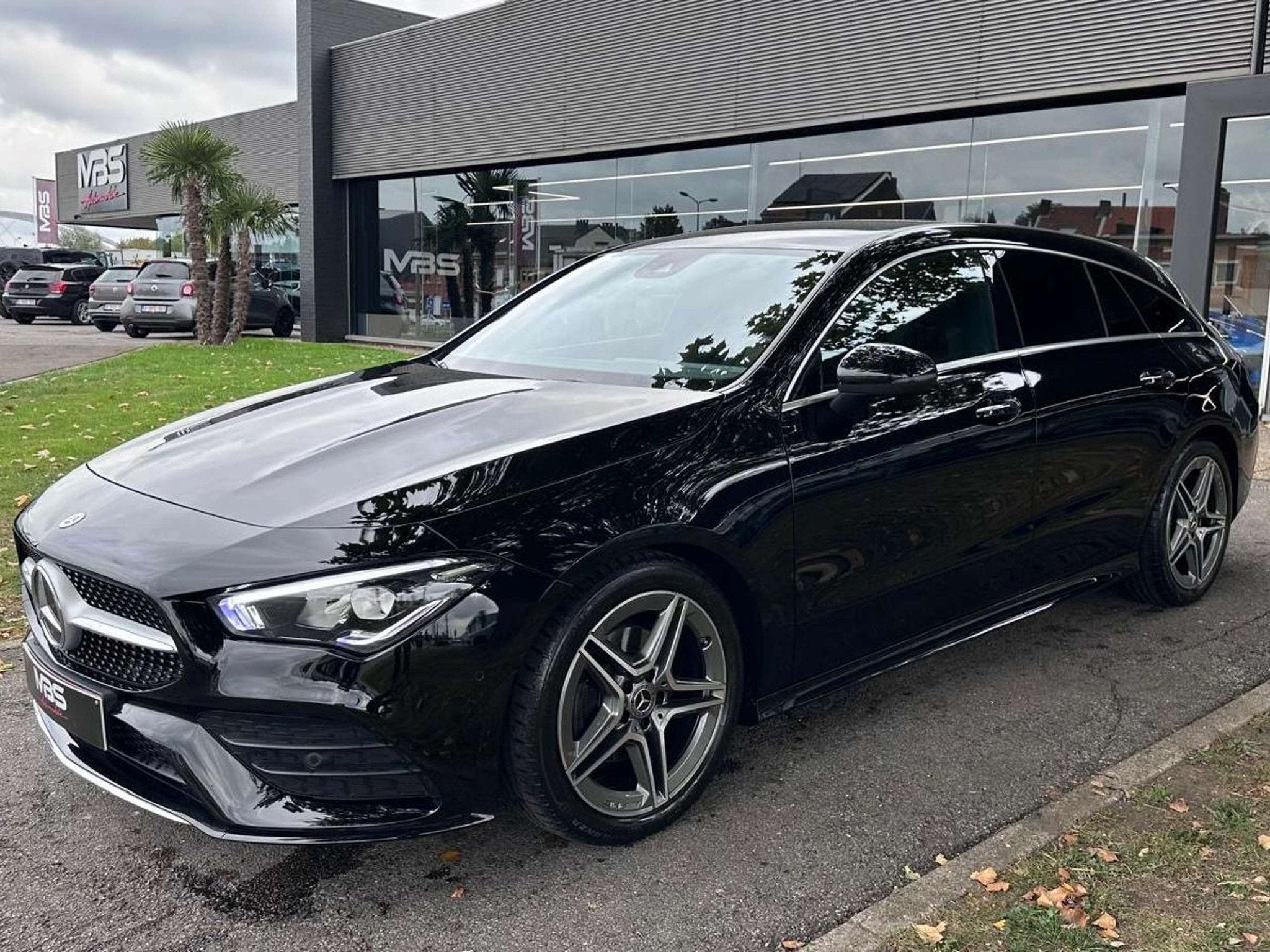 Mercedes-Benz CLA-Klasse 180 * PACK AMG * NAVI* CRUISE* LED*, CLA, Gebruikt, 4 cilinders, 136 pk