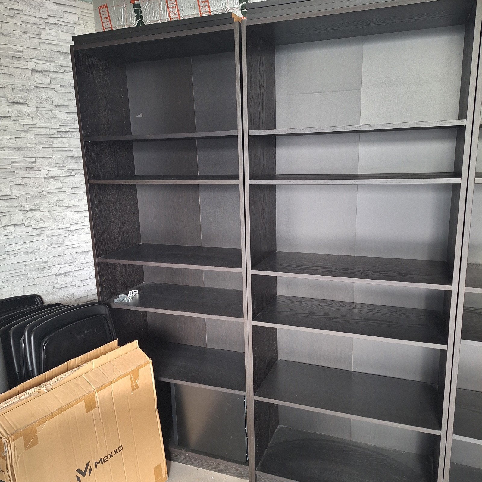 Set van 10 zwarte IKEA BILLY boekenkasten, Ophalen