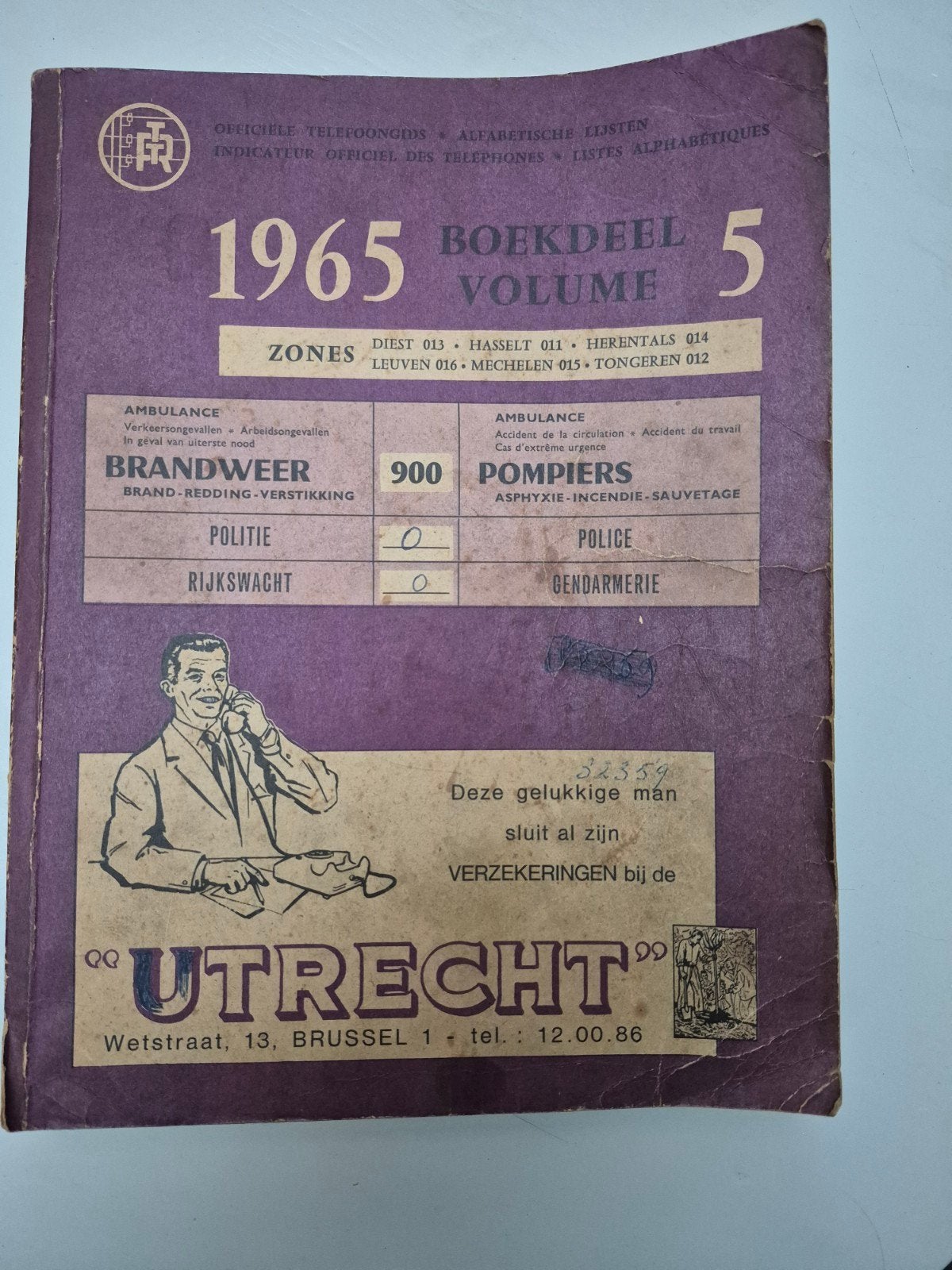Oud telefoonboek uit 1965, Ophalen