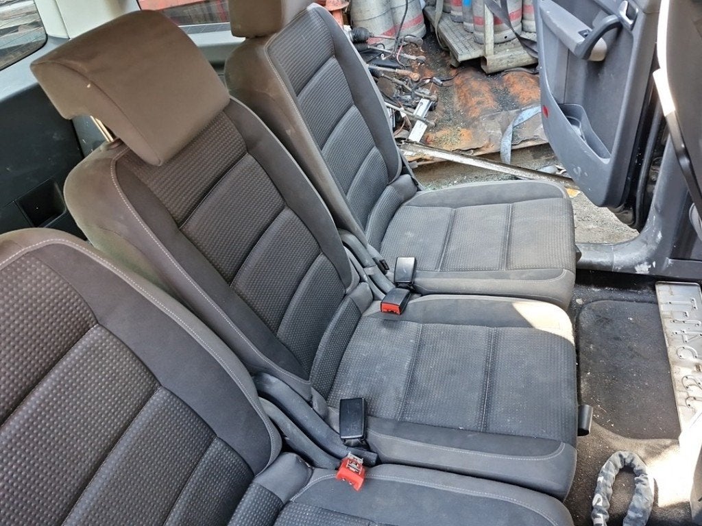 STOEL ACHTER Volkswagen Touran (1T1 / T2) (|1T0883107K|), Auto-onderdelen, Gebruikt, Volkswagen, Volkswagen AG, Kundenbetreuung@volkswagen.de