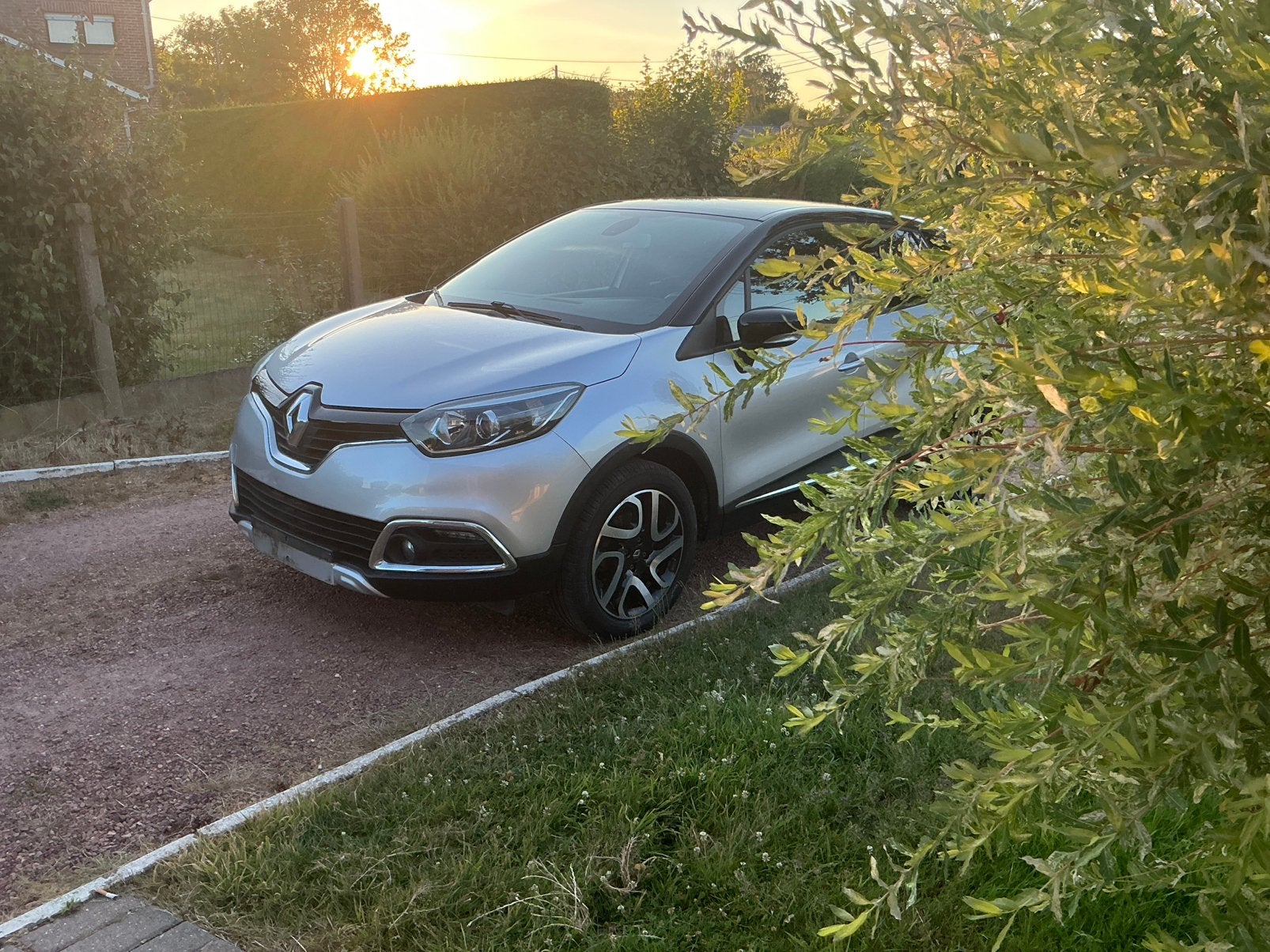 Renault captur 12 maanden garantie Automaat! Benzine!, Autos, Renault, Entreprise, Achat, Captur, Climatisation automatique, Essence