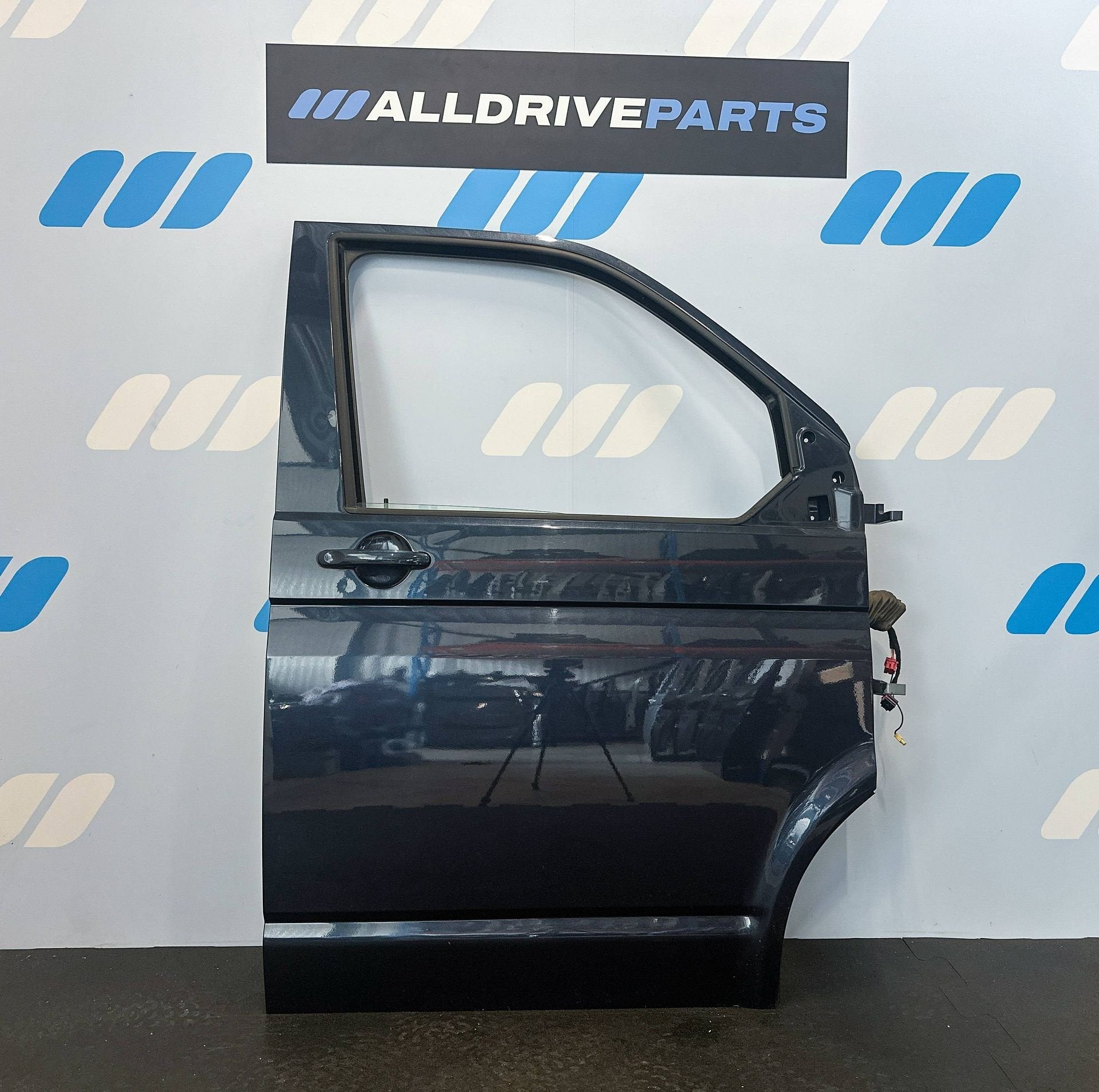 Voorportier rechts VW T6 blauw LT5U 7LA831056, -, Utilisé, Porte, Avant
