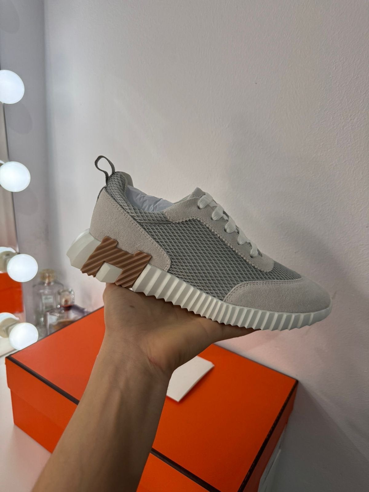 Hermes bouncing sneakers W, Kleding | Heren, Overige kleuren, Nieuw, Ophalen of Verzenden, Sneakers