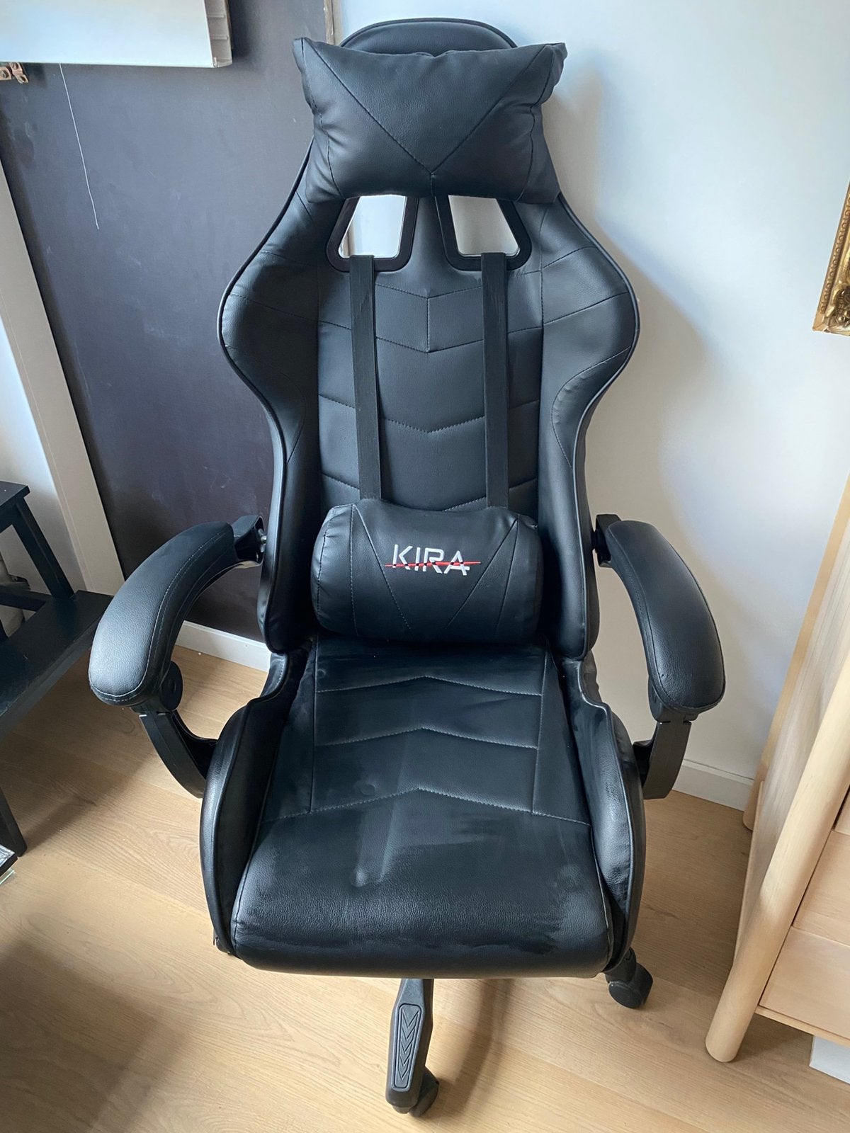 Gamingstoel Kira Nagamaki, Ophalen, Zo goed als nieuw, Zwart