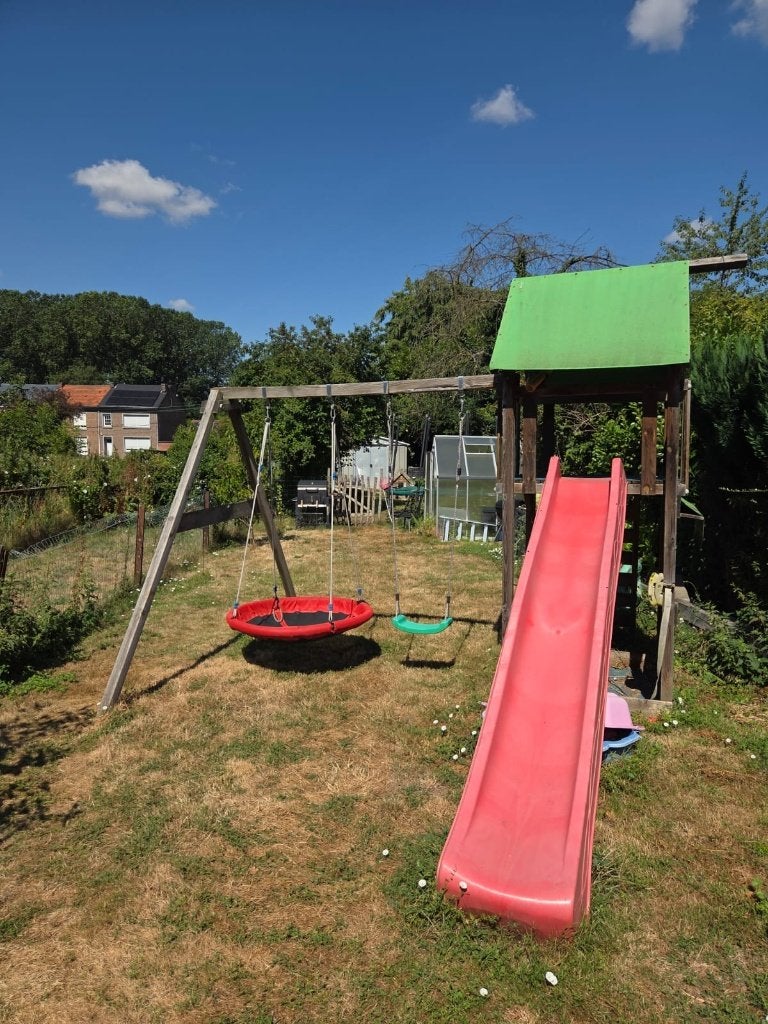 Tour de jeu avec toboggan et 2 balançoires, Enfants & Bébés, Enlèvement, Utilisé, Toboggan