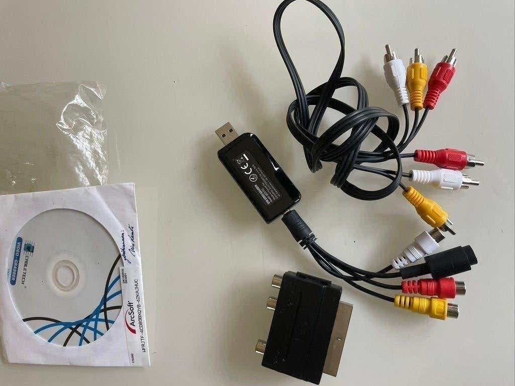 USB Video Grabber | USB 2.0 | Cabletech, Computers en Software, Pc- en Netwerkkabels, Ophalen, Zo goed als nieuw
