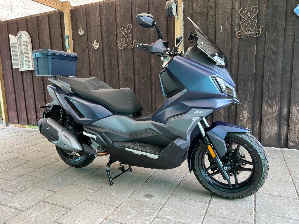 Sym ADX300, Vélos & Vélomoteurs, Scooters | SYM, 270 cm³, Comme neuf, Enlèvement