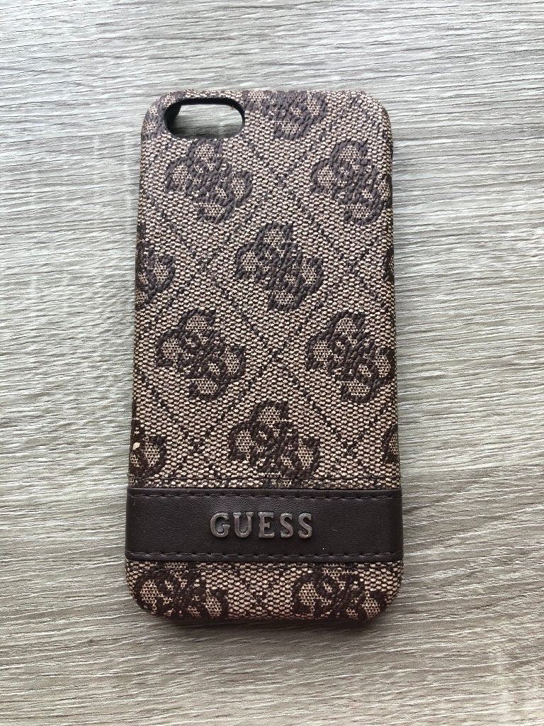 cover guess iphone 5S, Télécoms, Téléphonie mobile | Housses, Coques & Façades | Apple iPhone, Brun, Façade ou Cover, Enlèvement
