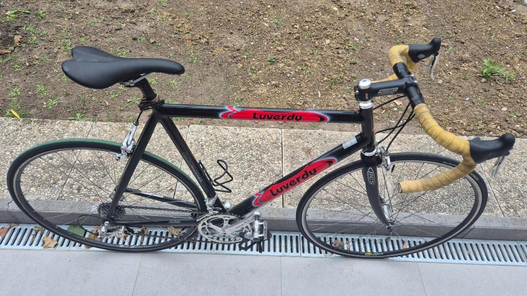 Als Nieuwe Chique Racefiets Alu. frame 28 inch maat 60 cm )>, Fietsen en Brommers, Fietsen | Racefietsen, 28 inch, 10 tot 15 versnellingen