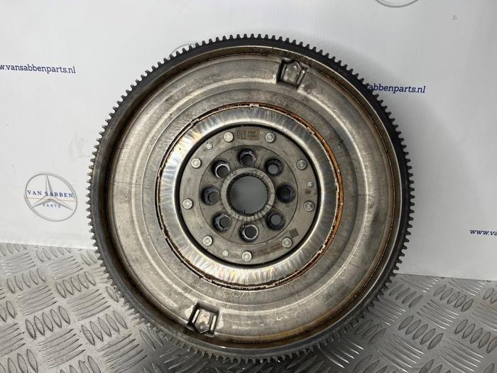 Volant d'inertie masse double d'un Mercedes A-Klasse, -, 3 mois de garantie, Utilisé, -