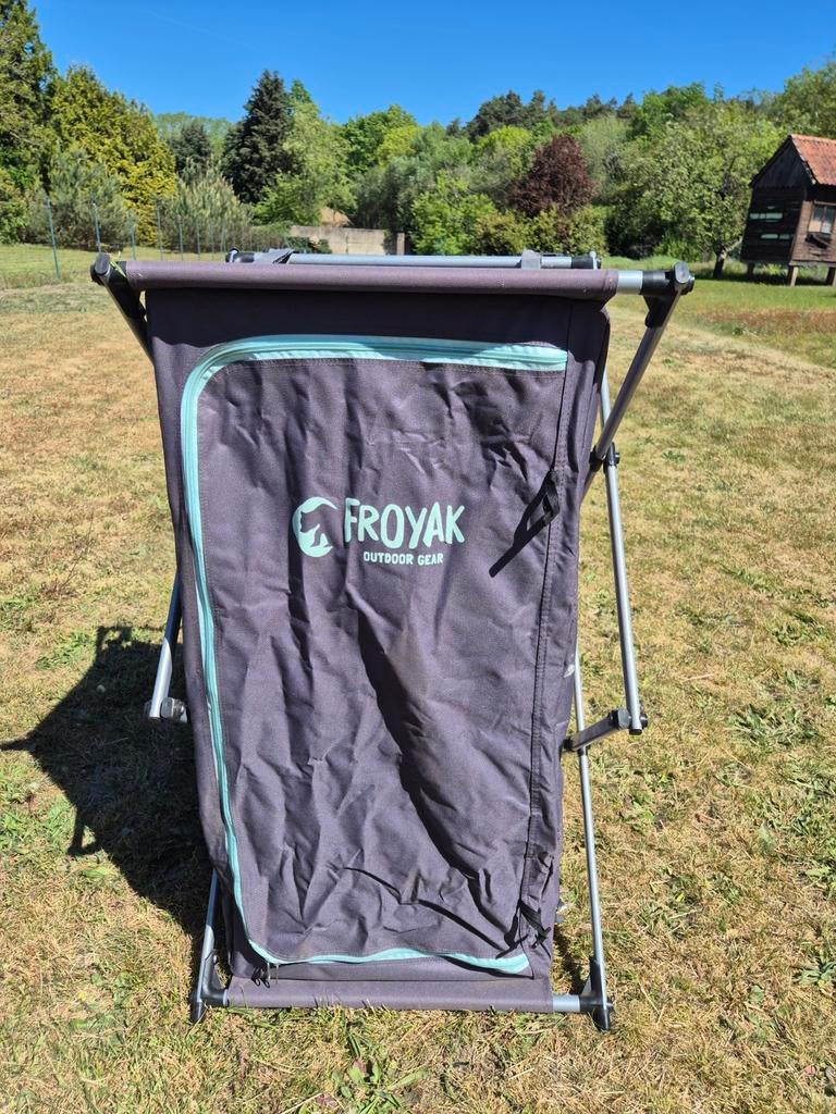 Opvouwbare campingkast, Ophalen, Campingkast