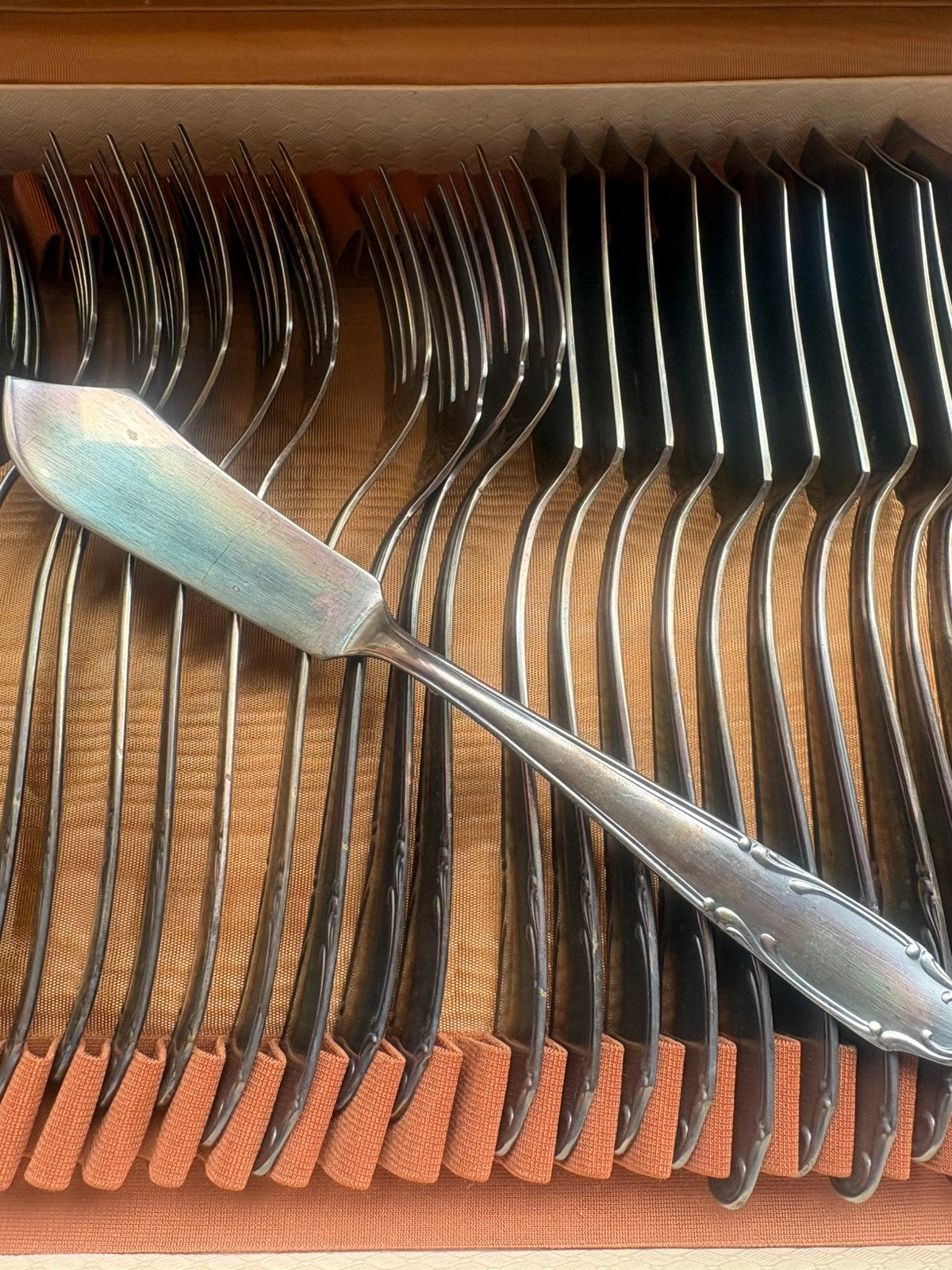 Couverts à poisson en métal argenté, Antiquités & Art, Antiquités | Couverts, Enlèvement ou Envoi
