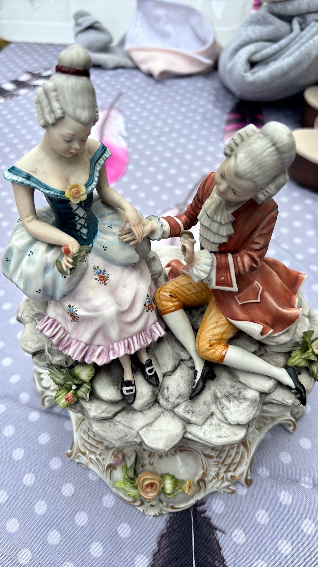Bibelot couple capodimonté, Antiquités & Art, Enlèvement ou Envoi
