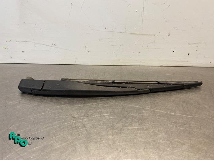 Bras essuie-glace arrière d'un Peugeot 208 (208 12-), -, 3 mois de garantie, Utilisé, -
