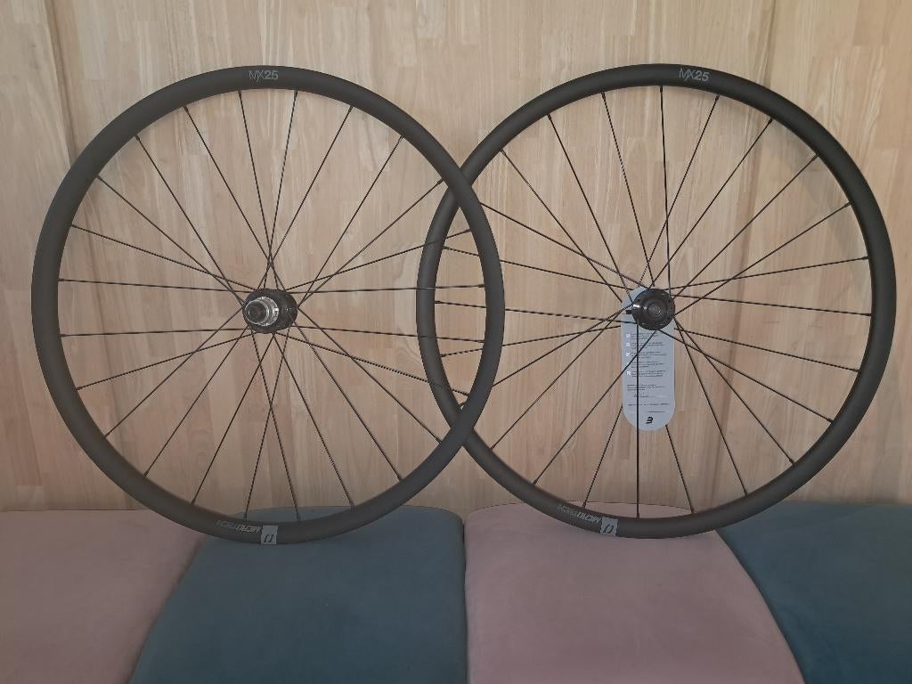 Wielset microtech mx 25., Fietsen en Brommers, Fietsonderdelen, Microtech, Nieuw, Aluminium, Racefiets