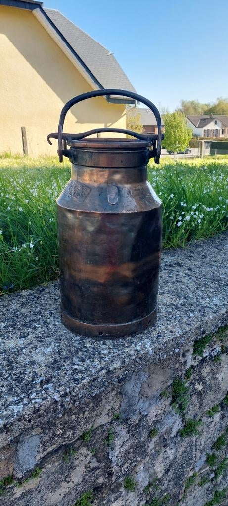 Cruche à lait, Enlèvement