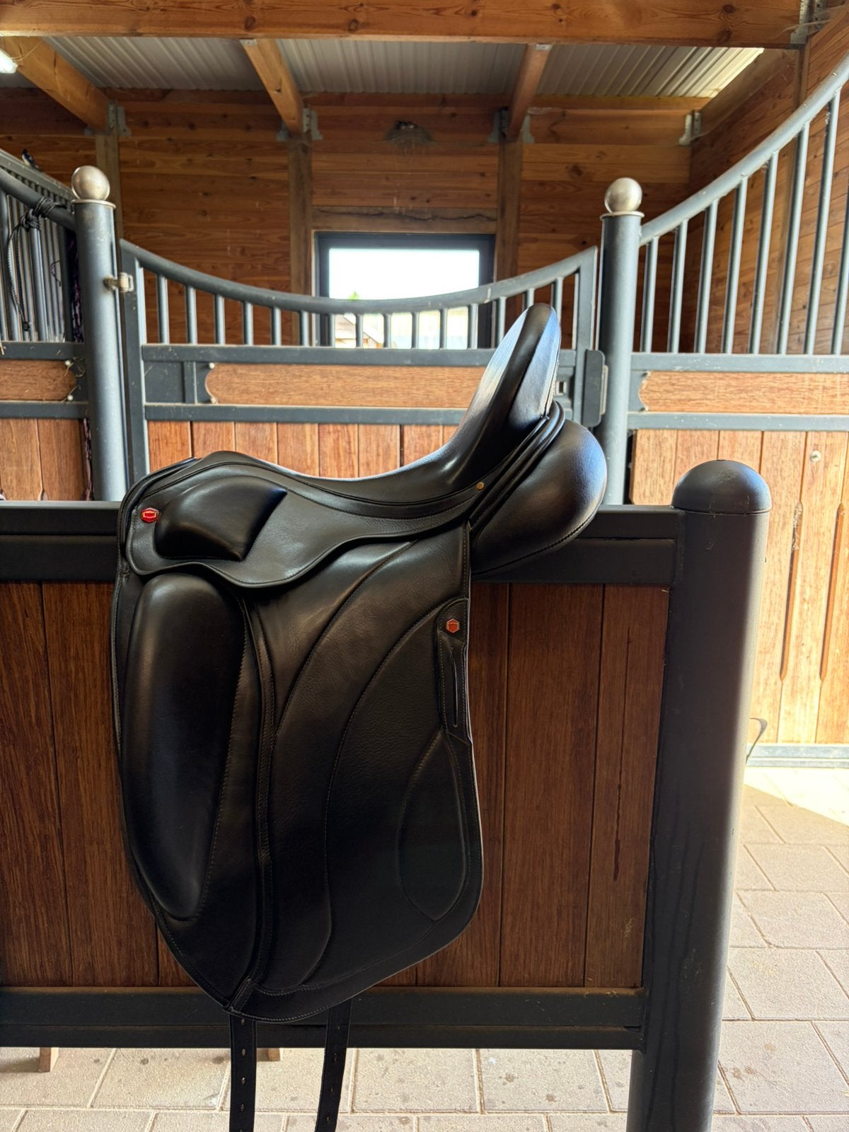 Albion Revelation Monoflap 17/MW, Animaux & Accessoires, Chevaux & Poneys | Selles, Enlèvement, Comme neuf, Dressage