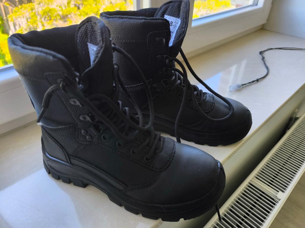 Nieuwe motor sneakers maat 38, Motoren, Kleding | Motorkleding, Ophalen, Nieuw zonder kaartje, Laarzen, Fastway