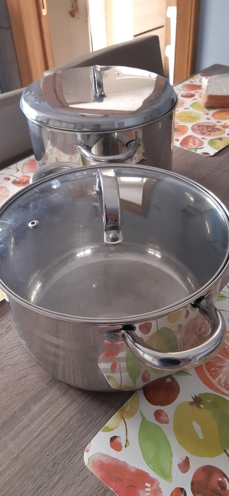 2 grote kookpotten, Ophalen