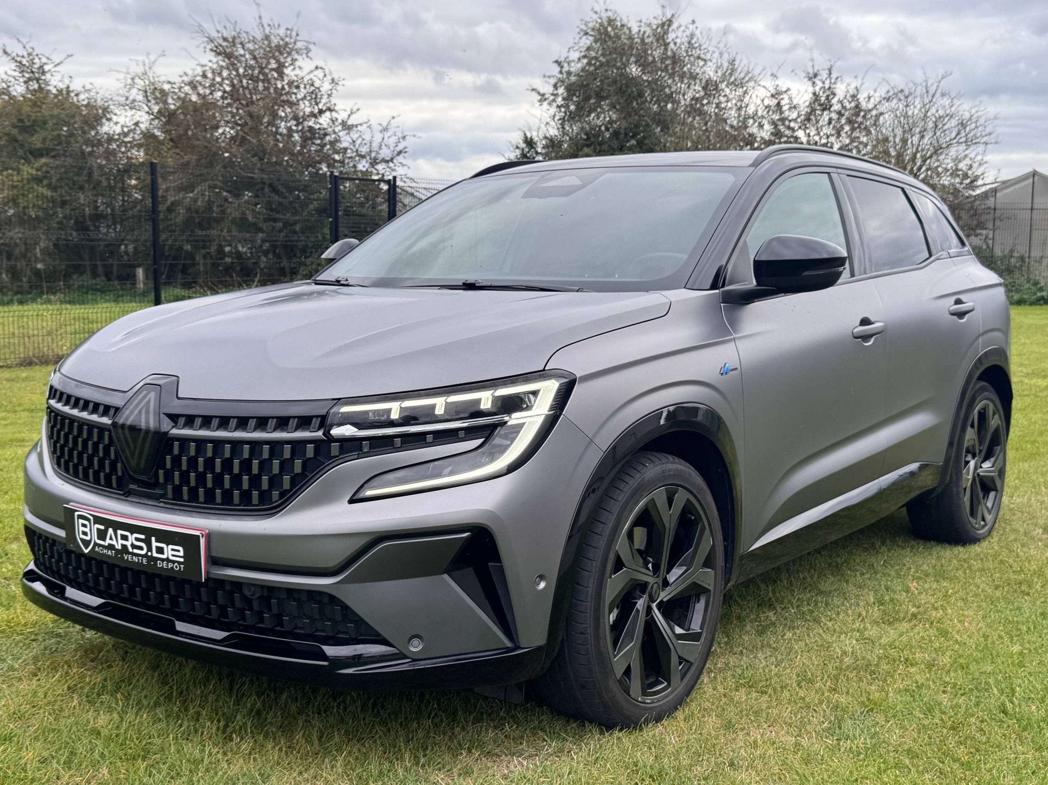 Renault Austral Austral 1.3 TCe MHEV Techno Esprit Alpine160, Autos, Argent ou Gris, Achat, Euro 6, Entreprise