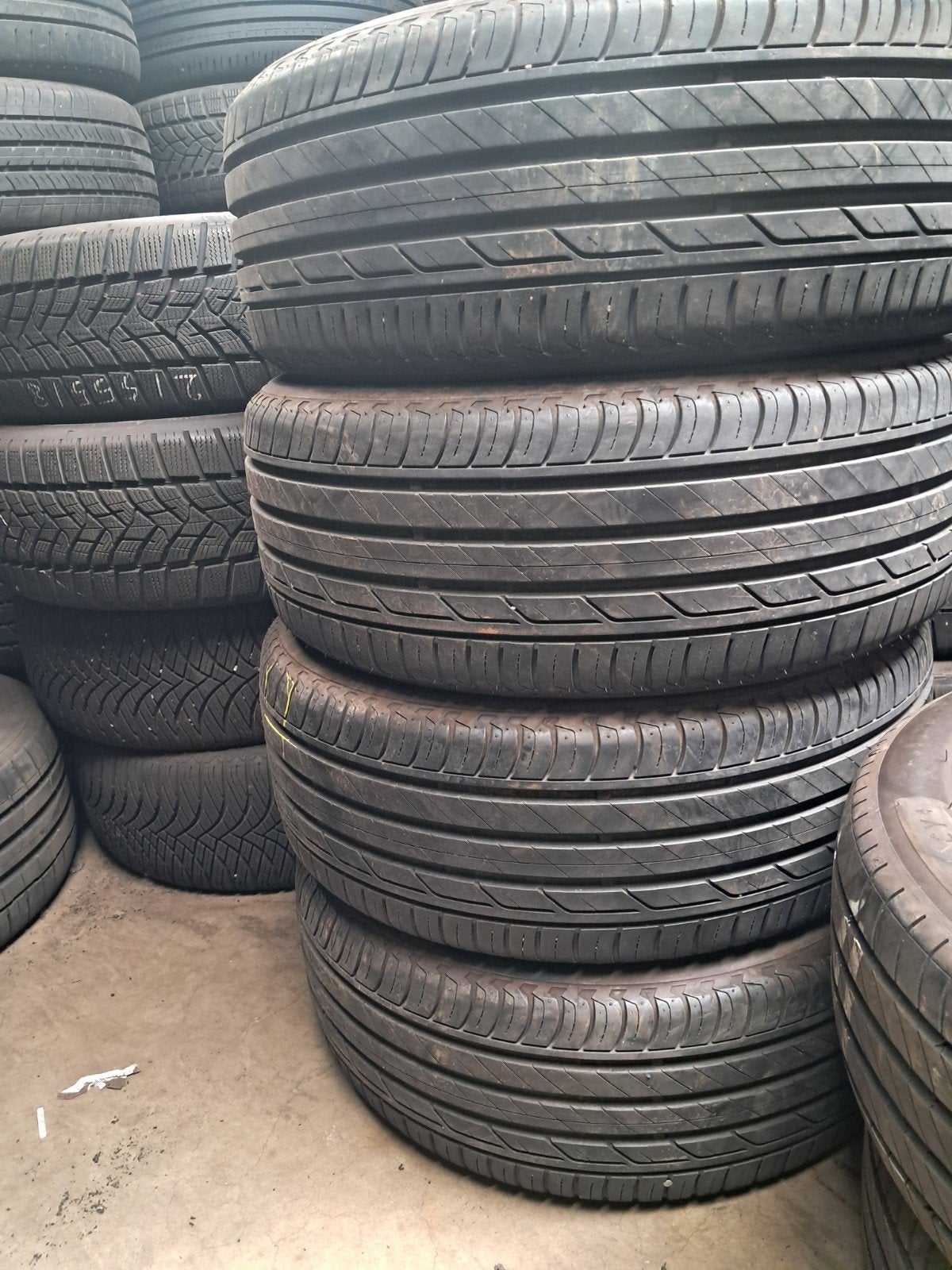 2155018 215/50/18 215/50r18 zomer Bridgestone, Ophalen