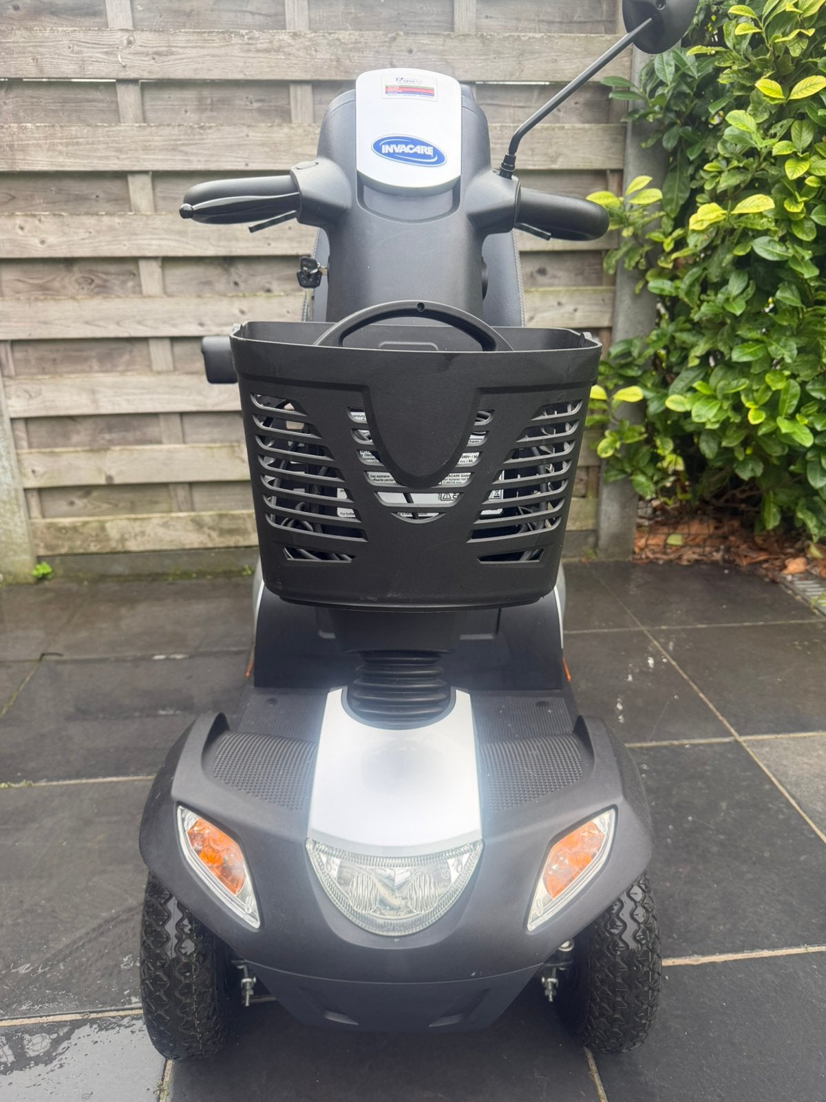 Perfecte scootmobiel invacare elektrische invalide scooter, Diversen, Ophalen of Verzenden, Inklapbaar, Zo goed als nieuw, Elektrische rolstoel